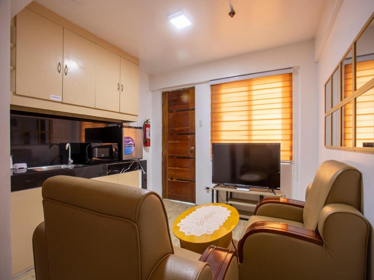 Capital O 806 Pattaui Residences Taguig Exterior photo